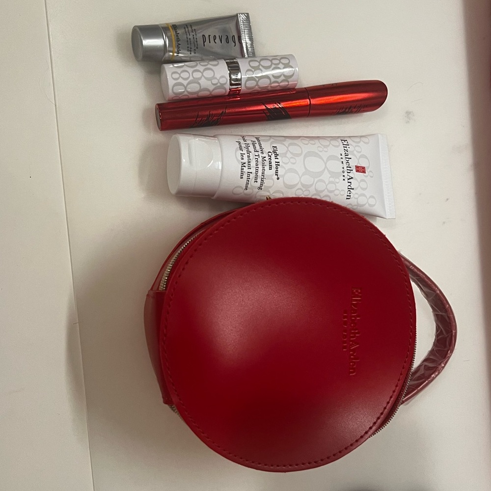 Elizabeth Arden 5 piece gift set